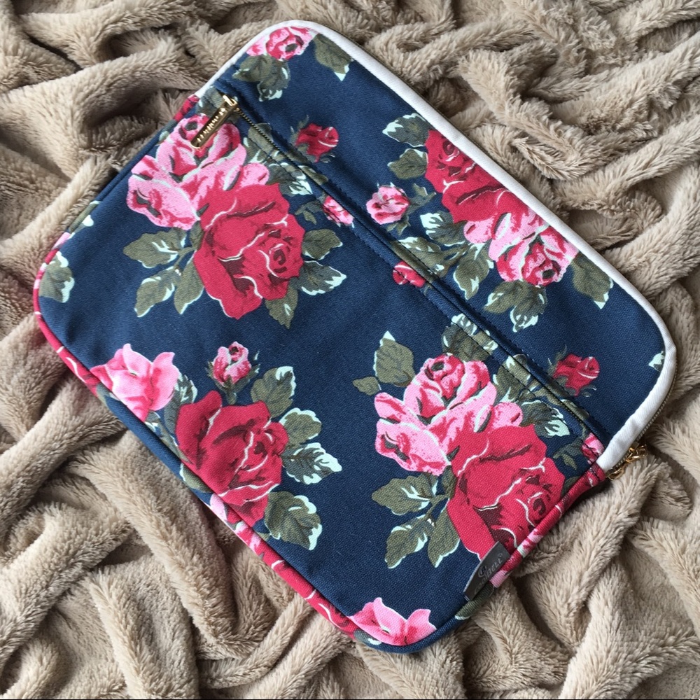 BRAND NEW iPad Floral Case